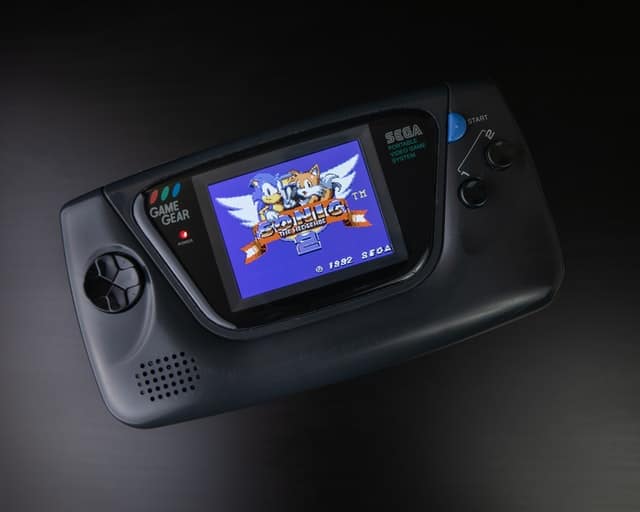 game gear handheld gaming console