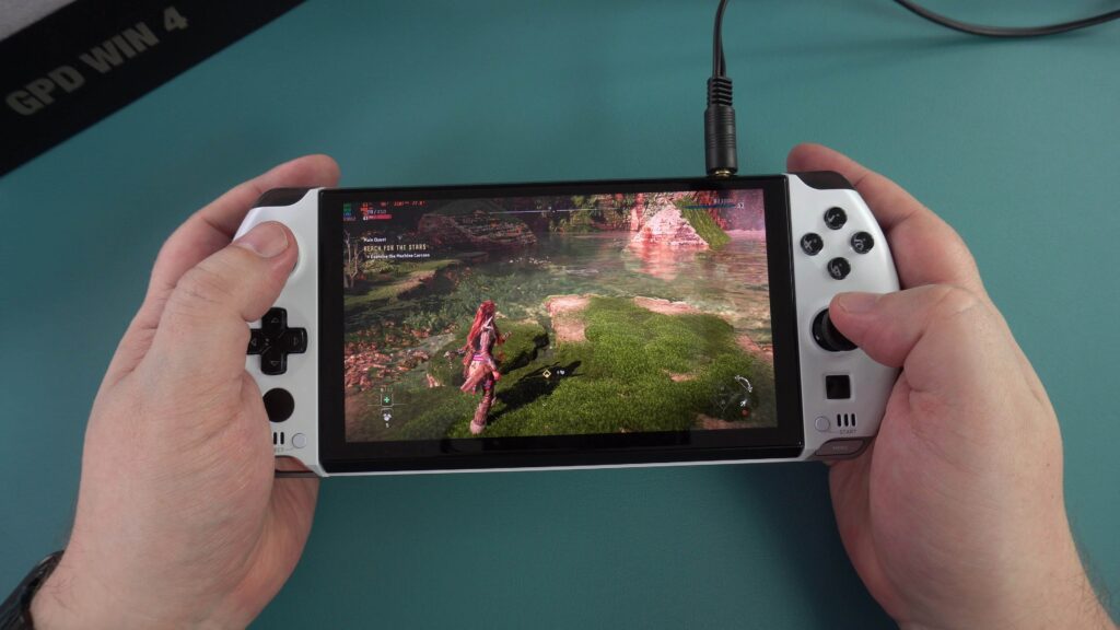 A Horizon Forbidden West remekül néz ki és fut a GPD WIN 4 2024-en.