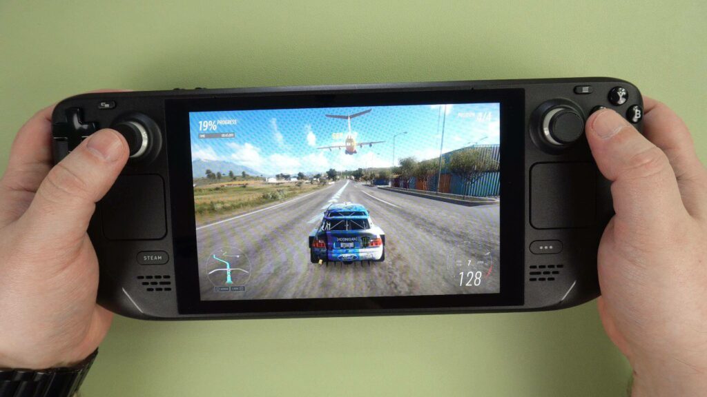 Steam Deck running Forza Horizon 5 on Windows