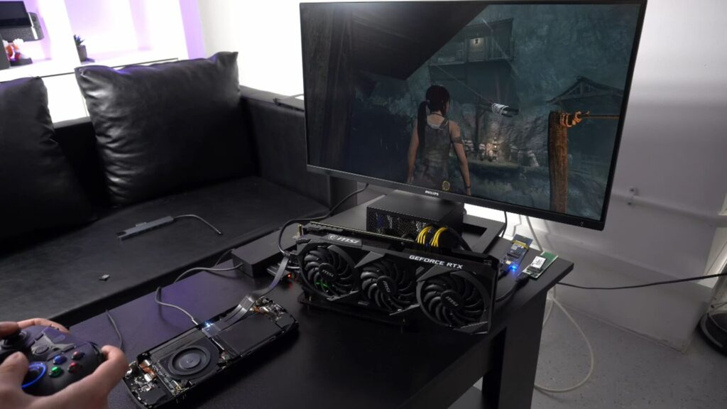 AYA NEO Pro running Tomb Raider with an eGPU