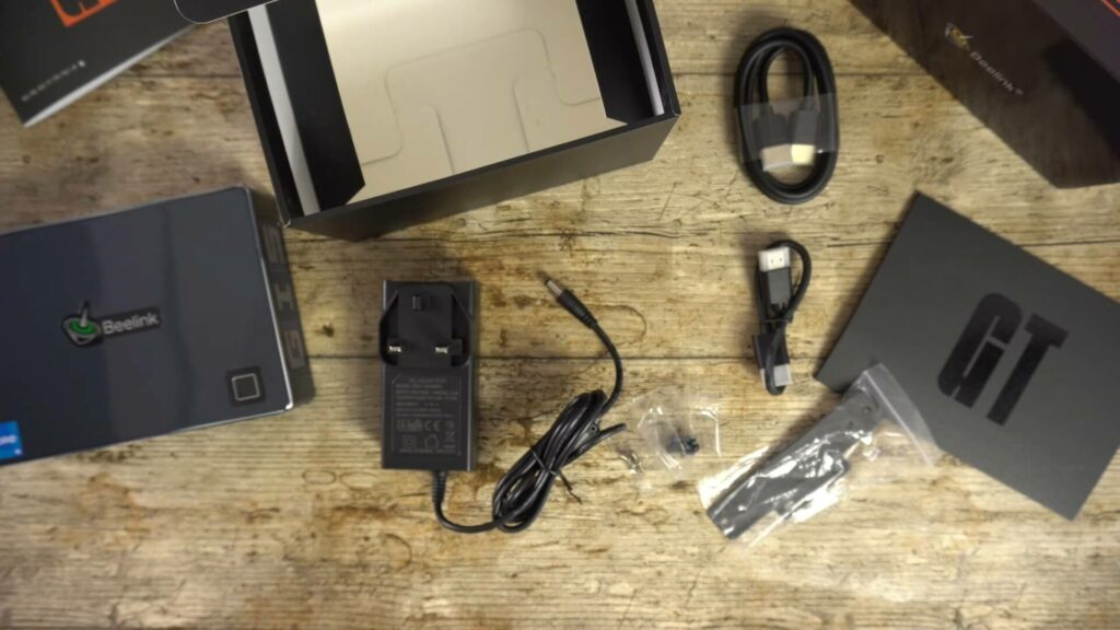 Unboxing the Beelink GTi11