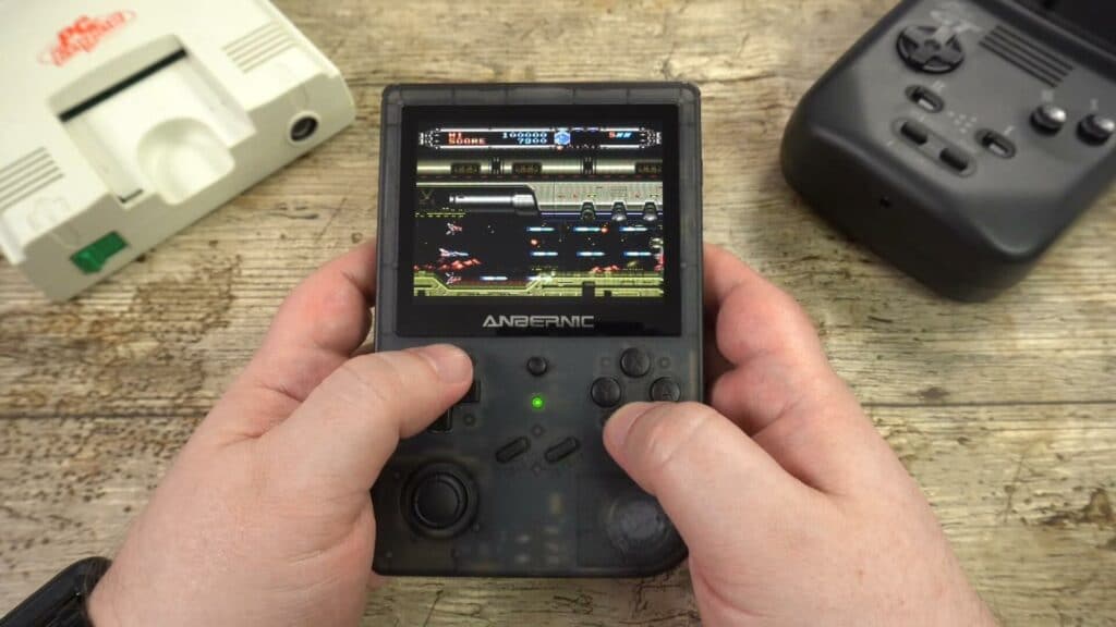 RG351V retro gaming handheld care joacă Gate of Thunder