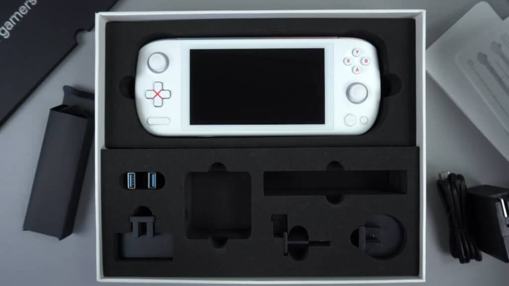 AYA NEO Air Unboxing