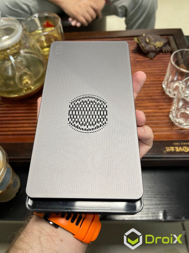GPD G1 Portable eGPU Top View