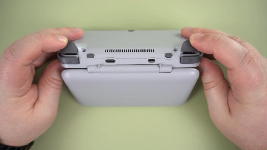 Retroid Pocket Flip Top