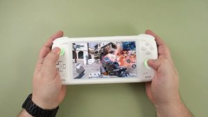 Призив за дълг на AYN Odin 2