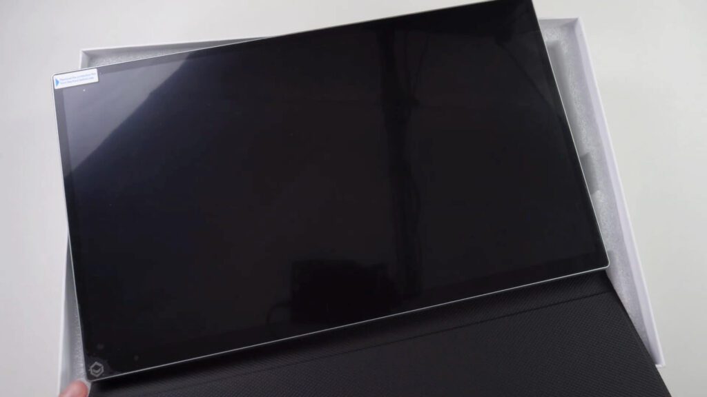 DroiX 15,6-Zoll-Monitor im Test - Unboxed