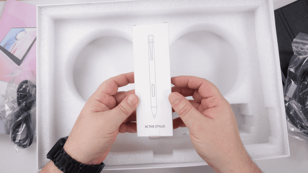 Active Stylus included