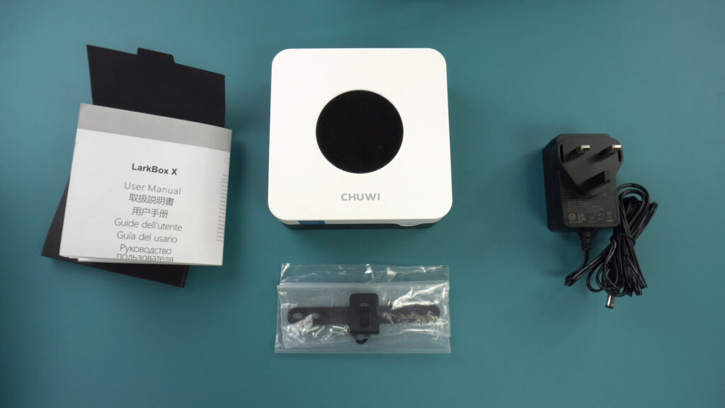 Chuwi LarkBox X box contents