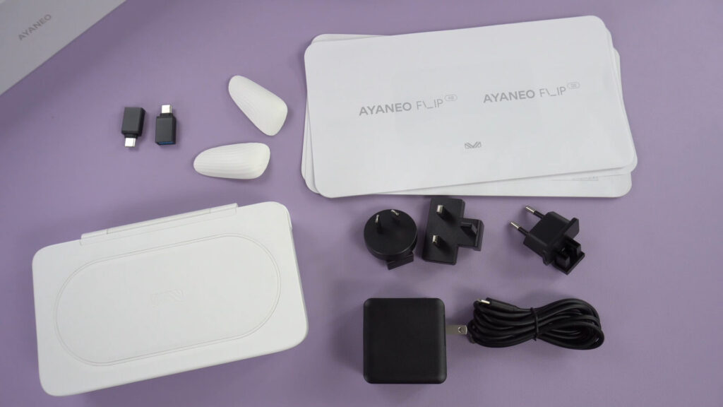 AYANEO Flip Box Contents