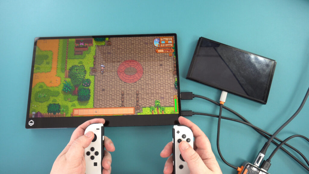Switch lieliski darbojas ar USB centrmezglu / doku