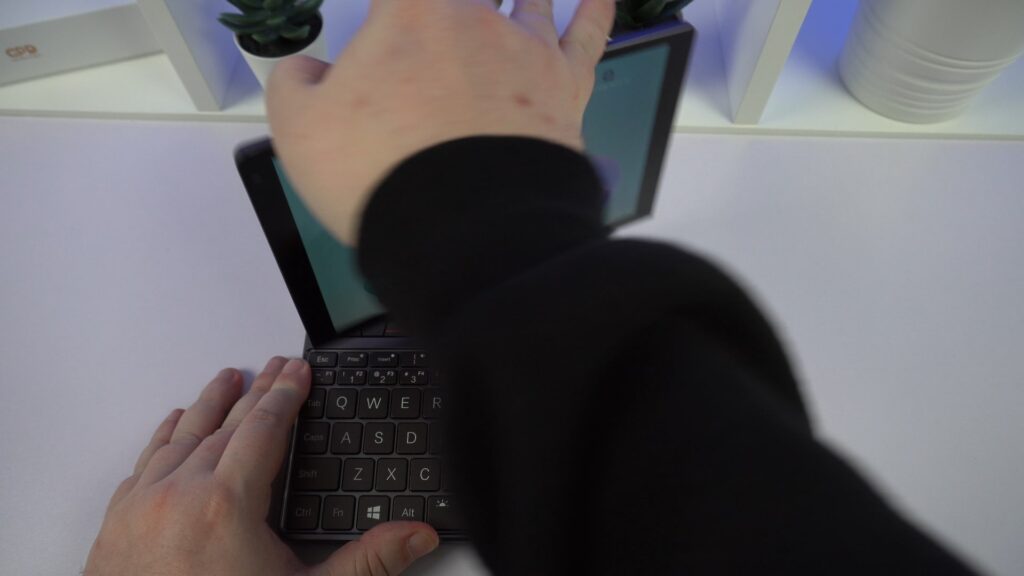 GPD Pocket 3 Drehen Sie das Display um 180 Grad
