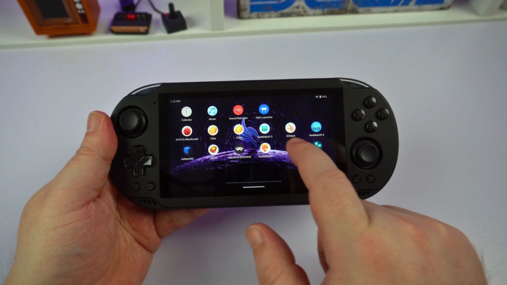 AYN Odin 2 Mini Pro Review - Android OS