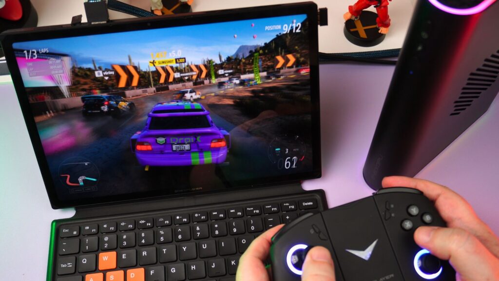 Forza Horizon 5 ar ONEXPLAYER ONEXGPU 2