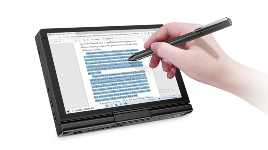 Il GPD Pocket 3 in modalità tablet