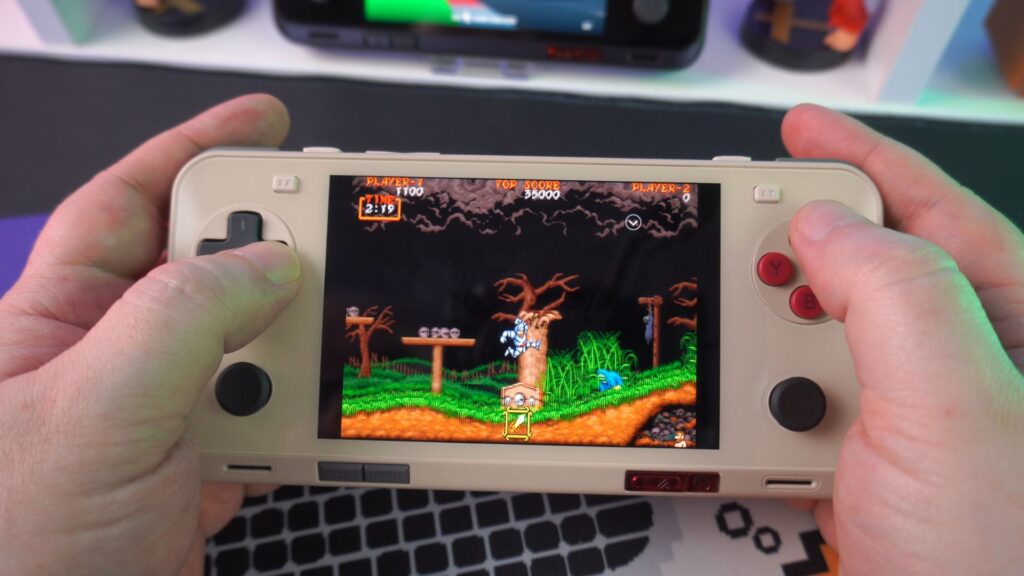 AYANEO Pocket ACE Arcade emuláció
