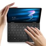 One Netbook Mix 3 Pro - Being used