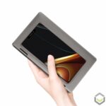 One Netbook Mix 2S Platinum Edition - Compared with a Smartphone